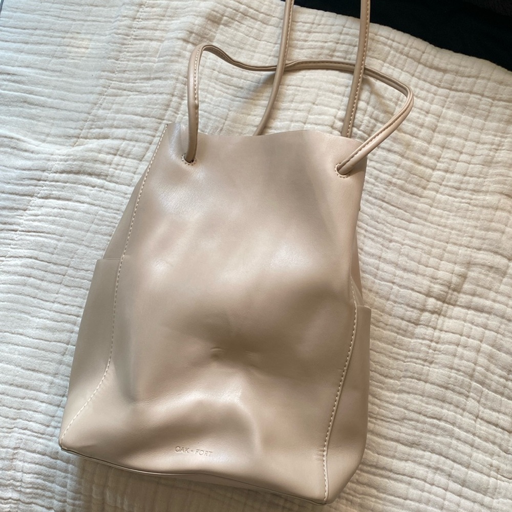NWT Oak + Fort Beige Cream Tote Bag